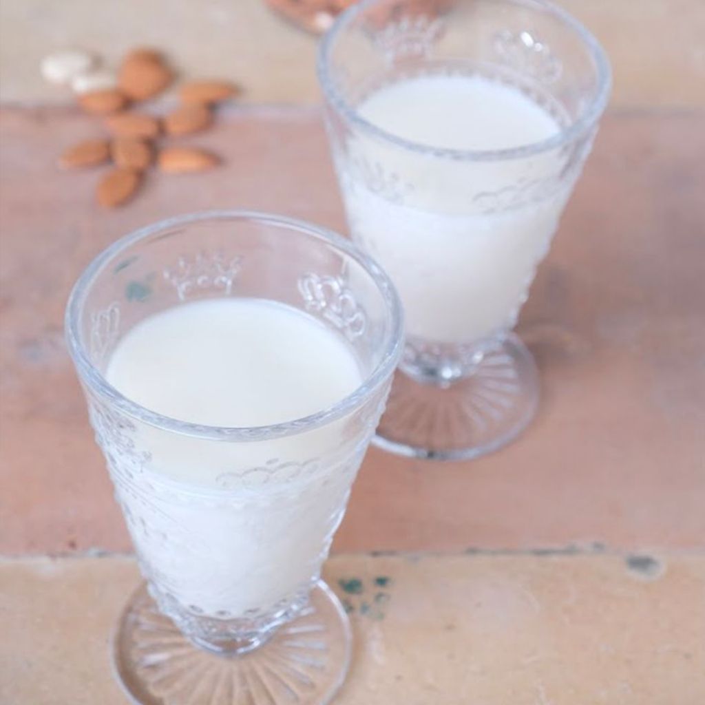 Prepared for Milk of almond and almond granita - 1 Kg