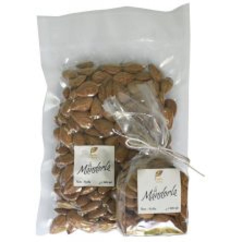 250 Gr bag of Noto almonds