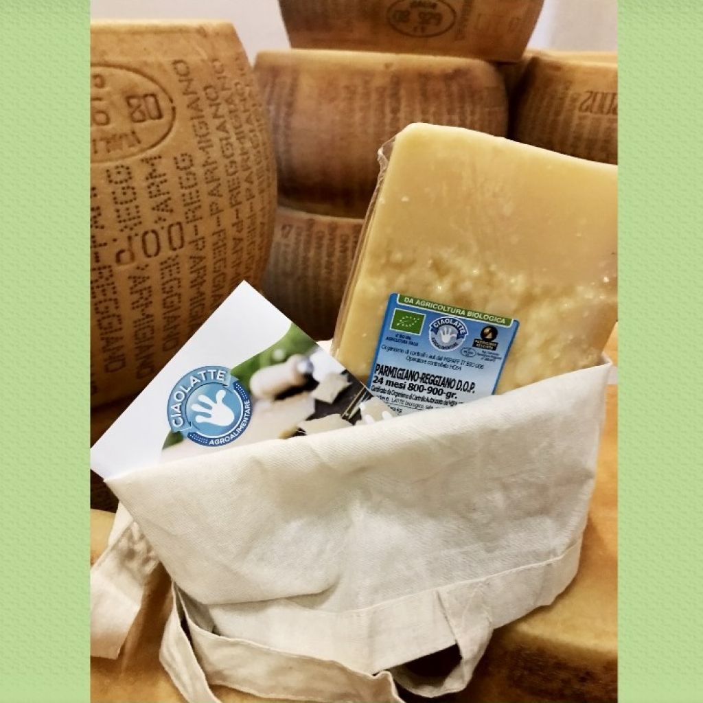 Confezione Parmigiano-reggiano 24 mesi 700 gr.con SHOPPER Personalizzato