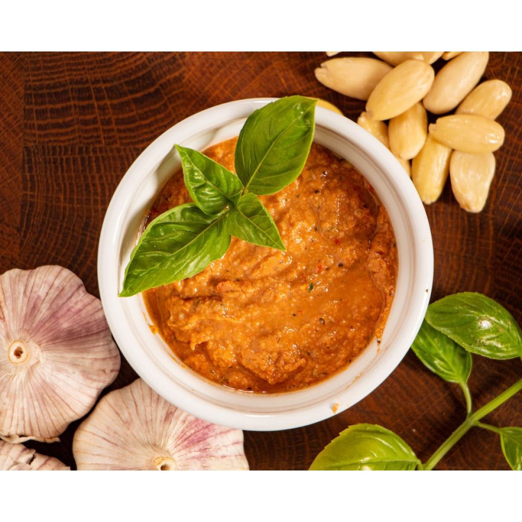 Pesto alla trapanese con mandorle siciliane e aglio rosso - 220 gr