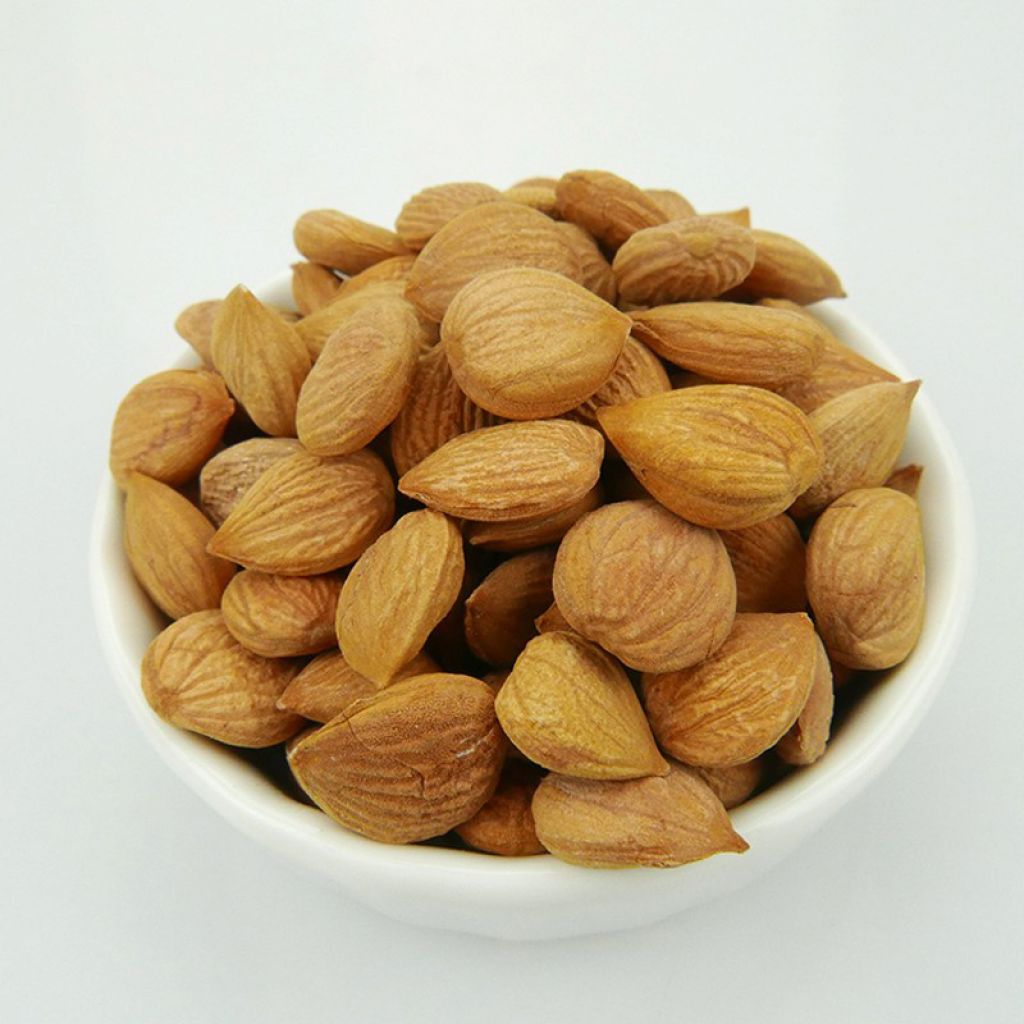 Sicilian shelled natural bitter almonds - 100 gr