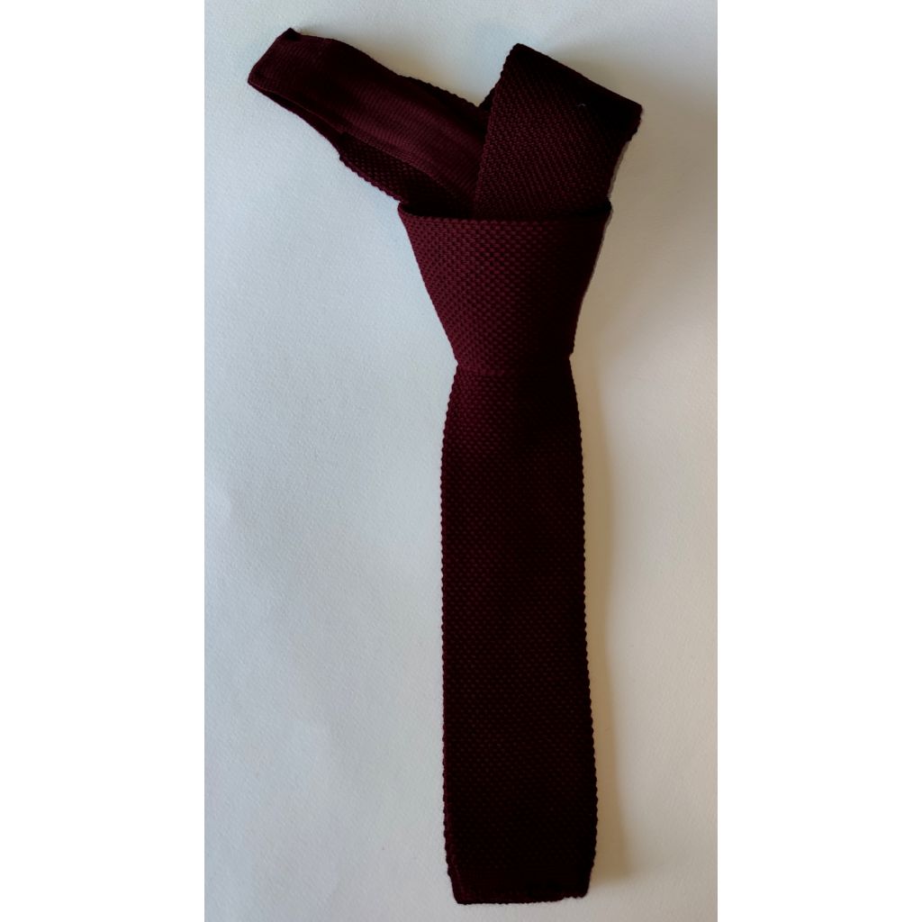 Cravatta tricot rosso scuro