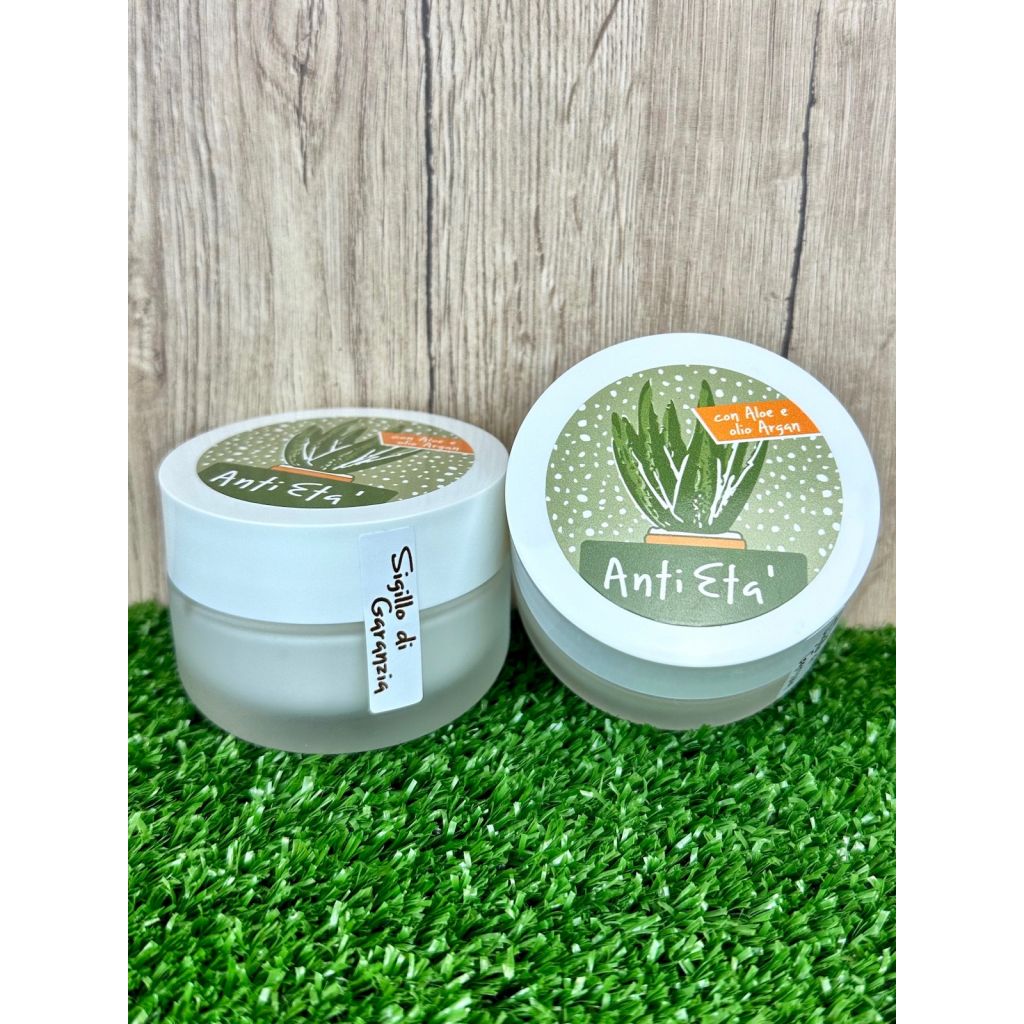 Crema Anti Età all'Aloe Vera e Ac. Ialuronico