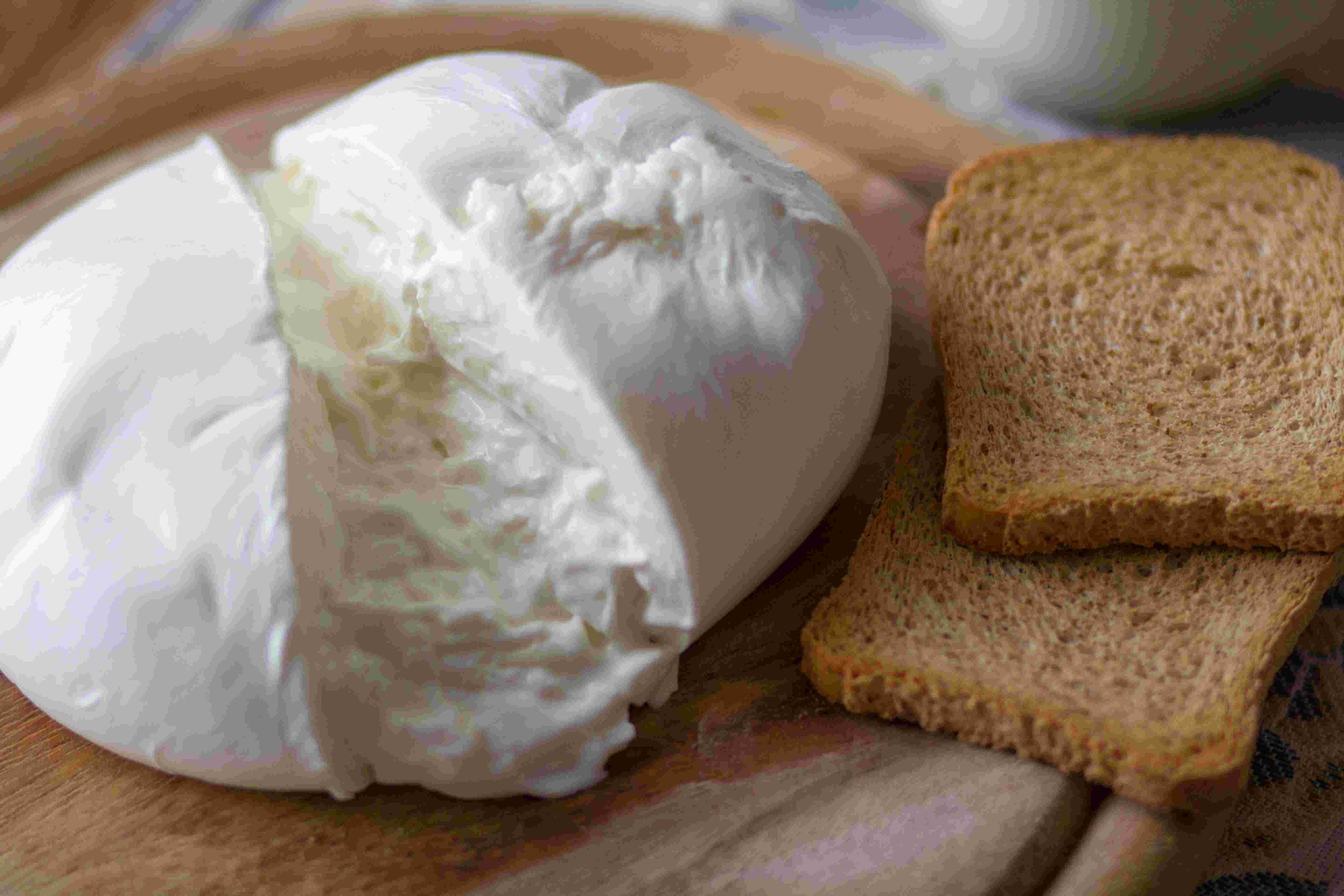 BURRATA di fior di latte - peso minimo 450g